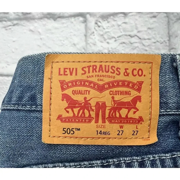 Levi’s 505 upcycled cutoff patchwork denim shorts, size 27. - Picture 5 of 10